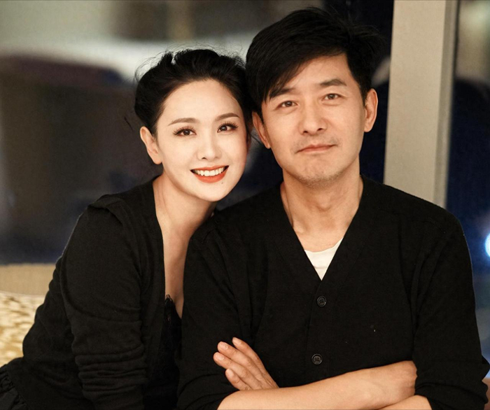 回看郭晓东程莉莎：携手相伴18 年，魅力不只看外貌与名气，图片 1